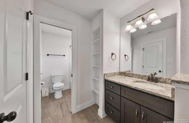 6514 Comanche Post, San Antonio, TX 78233