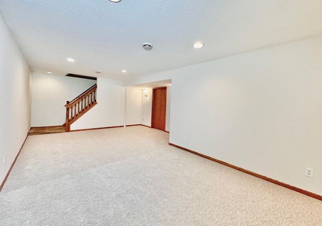 1864 Carol Lane, West Saint Paul, MN 55118