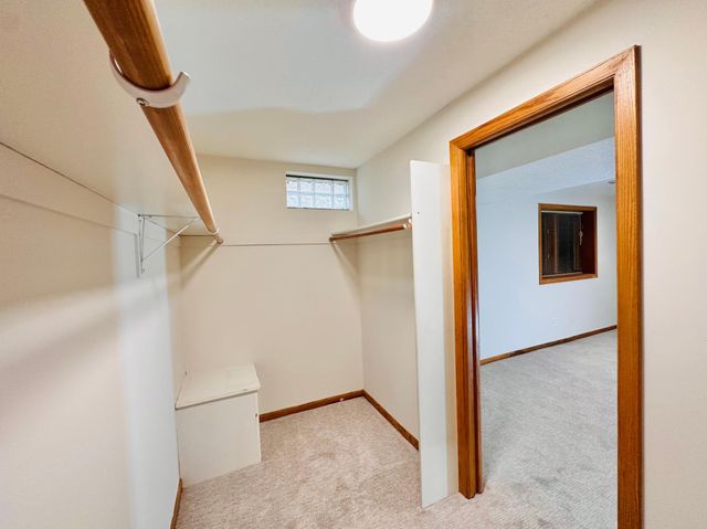 1864 Carol Lane, West Saint Paul, MN 55118