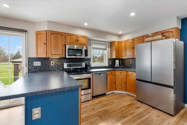 6 Cooper Road, Milton, VT 05468