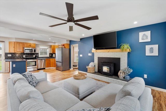 6 Cooper Road, Milton, VT 05468