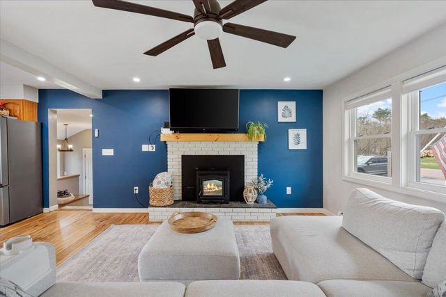 6 Cooper Road, Milton, VT 05468