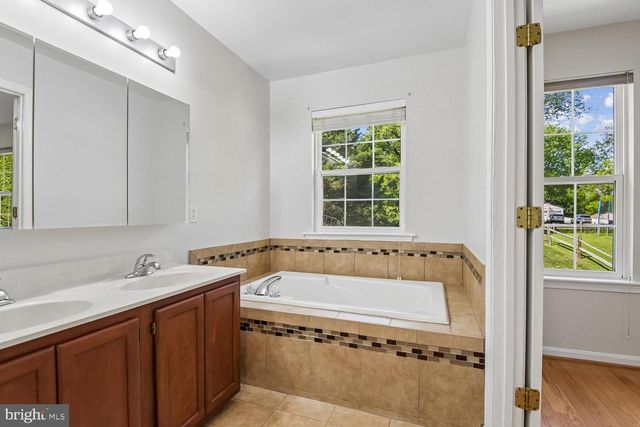 628 AUTUMN SKY CT, Sykesville, MD 21784
