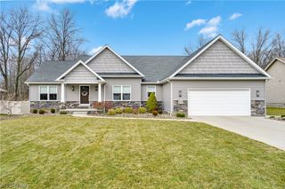6438 Calvary Court, Youngstown, OH 44515