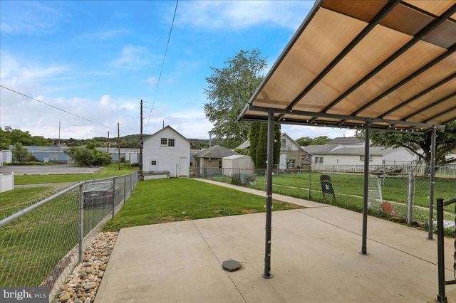 3418 PENN, Sinking Spring, PA 19608