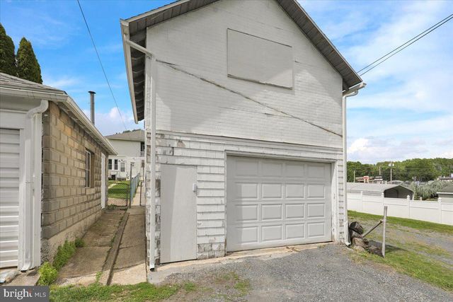 3418 PENN, Sinking Spring, PA 19608