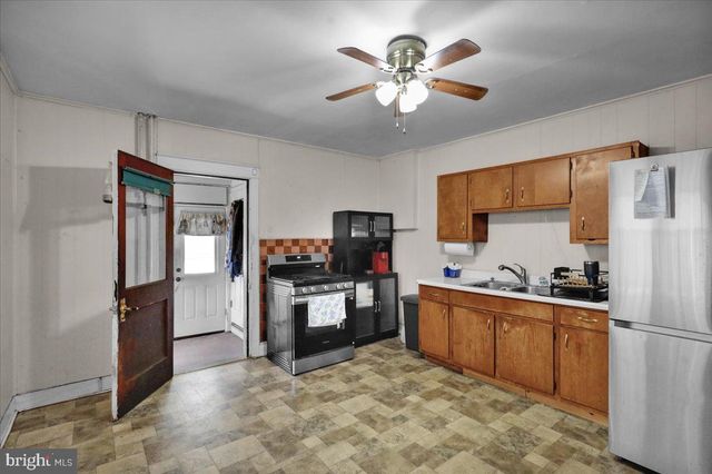 3418 PENN, Sinking Spring, PA 19608