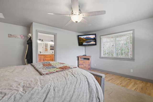 1340 Honor Oak Ln, Yuba City, CA 95993