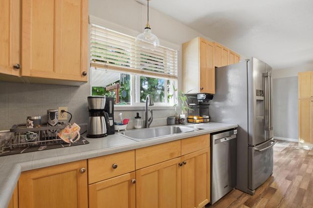 1340 Honor Oak Ln, Yuba City, CA 95993