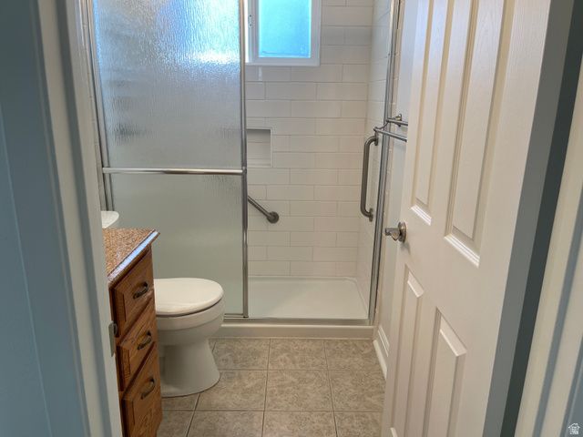 574 E ALOHA LN, Sandy, UT 84070