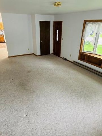 75 4th Street NW, Clara City, MN 56222