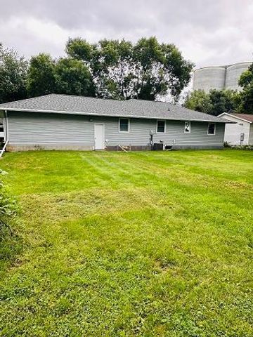 75 4th Street NW, Clara City, MN 56222