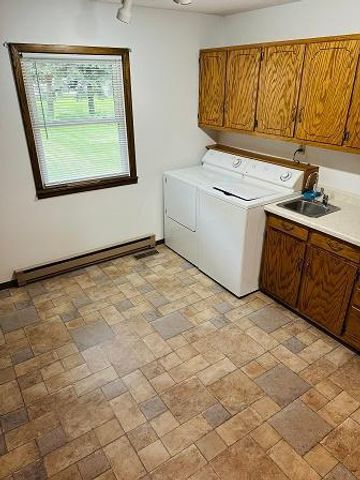 75 4th Street NW, Clara City, MN 56222