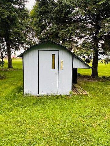 75 4th Street NW, Clara City, MN 56222