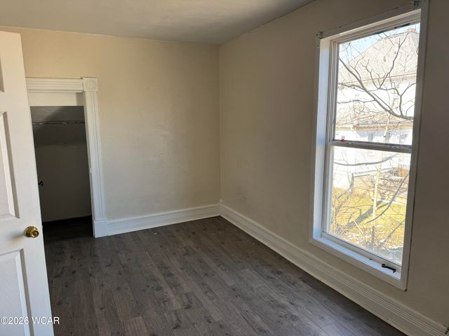 210 S Baxter Street, Lima, OH 45801