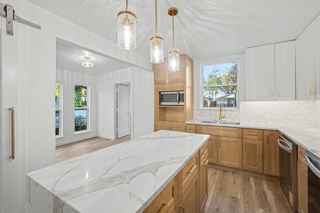 7518 Caillet Street, Dallas, TX 75209