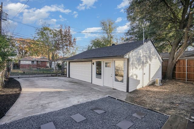 7518 Caillet Street, Dallas, TX 75209