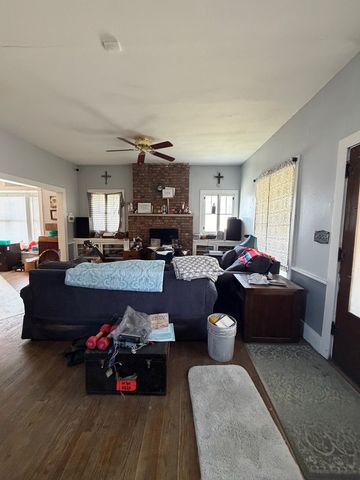 802 E Poplar Street, West Frankfort, IL 62896