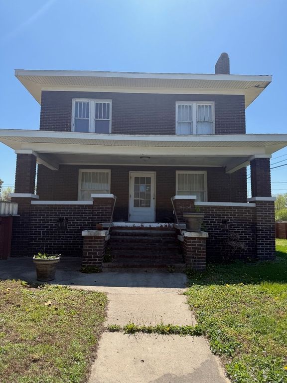 802 E Poplar Street, West Frankfort, IL 62896