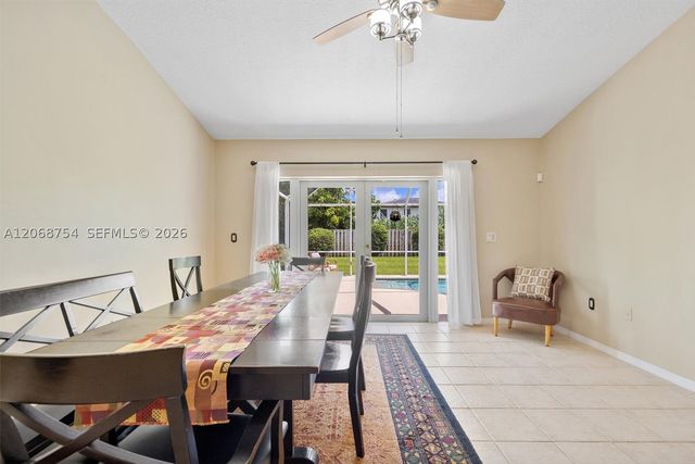 2835 SE 4th Pl, Homestead, FL 33033
