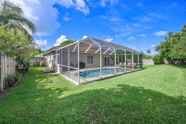 2835 SE 4th Pl, Homestead, FL 33033