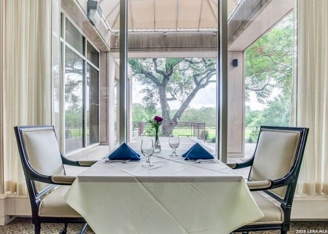 1 Towers Park Ln Apt 213, San Antonio, TX 78209