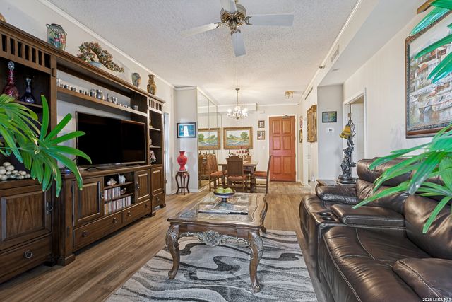 1 Towers Park Ln Apt 213, San Antonio, TX 78209