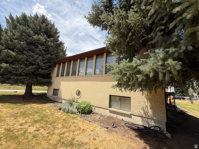 932 S 6800 E, Huntsville, UT 84317