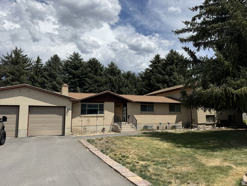 932 S 6800 E, Huntsville, UT 84317