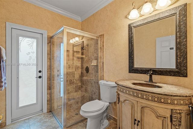 16403 Diamond Head Dr, Weston, FL 33331