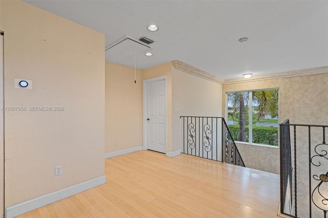 16403 Diamond Head Dr, Weston, FL 33331