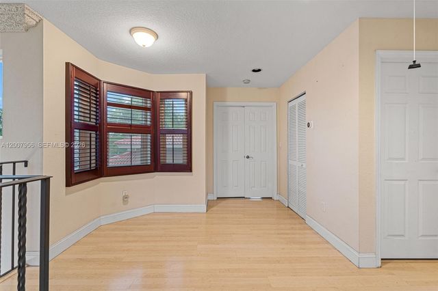 16403 Diamond Head Dr, Weston, FL 33331