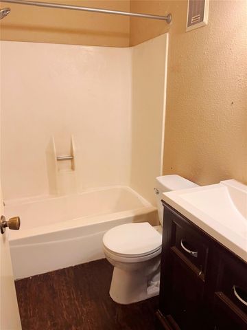 12973 Wirevine Lane, Houston, TX 77072