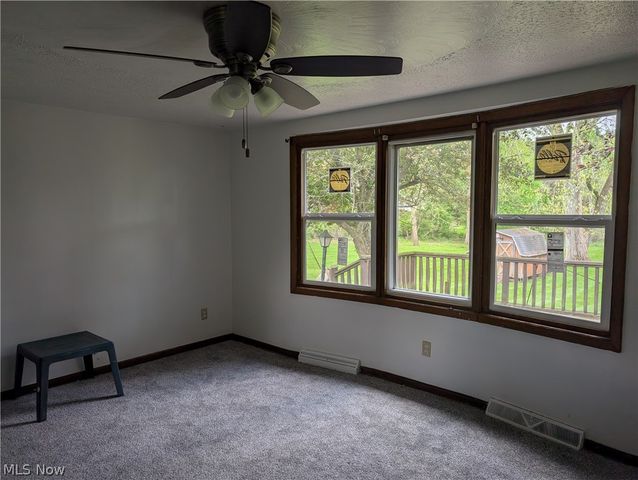 1223 Faircliff Street, Louisville, OH 44641