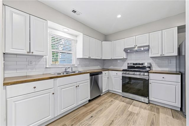 303 Timber Creek Lane SW, Marietta, GA 30060