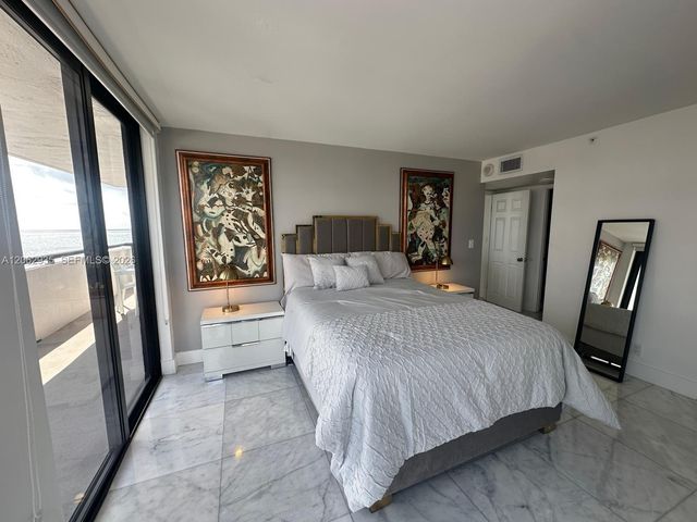 2555 Collins Avenue 1400, Miami Beach, FL 33140