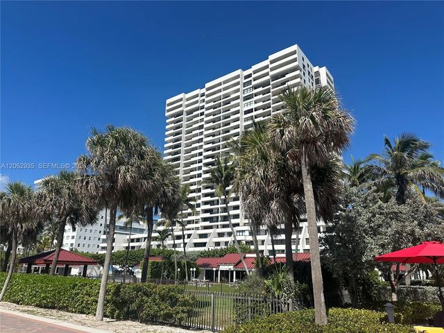 2555 Collins Avenue 1400, Miami Beach, FL 33140