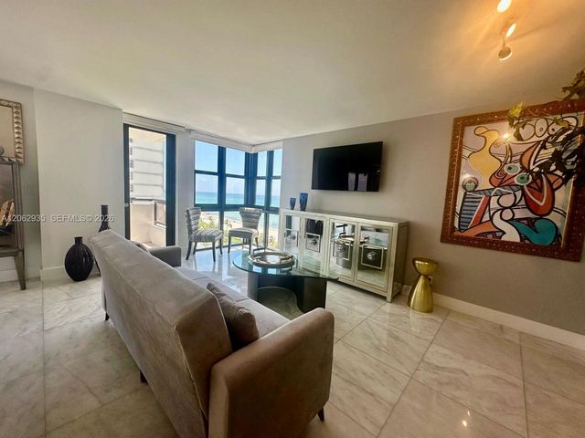 2555 Collins Avenue 1400, Miami Beach, FL 33140