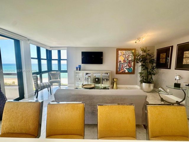 2555 Collins Avenue 1400, Miami Beach, FL 33140