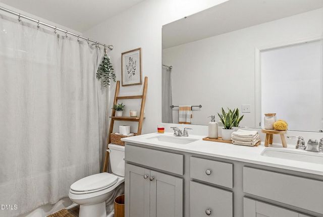 485 Barnes Landing Drive, Four Oaks, NC 27524