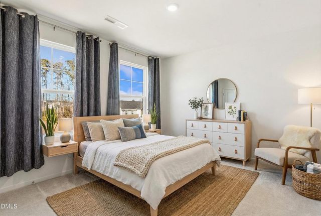 485 Barnes Landing Drive, Four Oaks, NC 27524