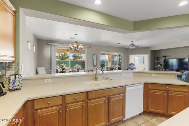 22517 N MONTECITO Avenue, Sun City West, AZ 85375