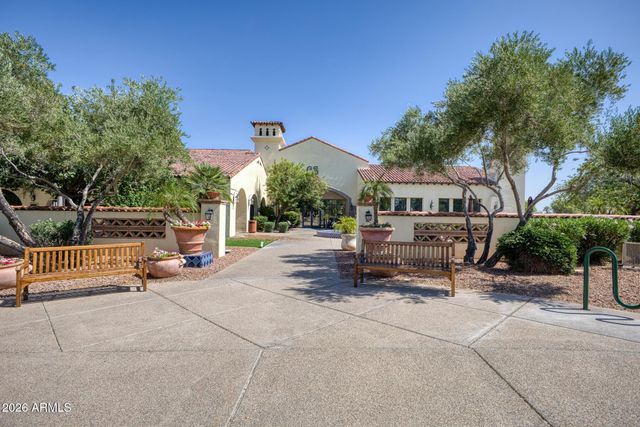 22517 N MONTECITO Avenue, Sun City West, AZ 85375