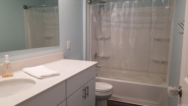 4044 Sun Meadow, Seguin, TX 78155