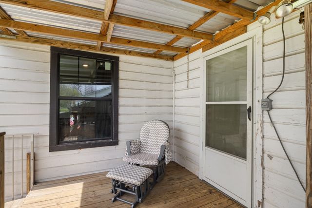 911 W 8th Street, Bonham, TX 75418