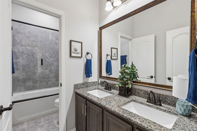 1201 Misty Ridge Drive, Justin, TX 76247