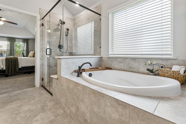 1201 Misty Ridge Drive, Justin, TX 76247