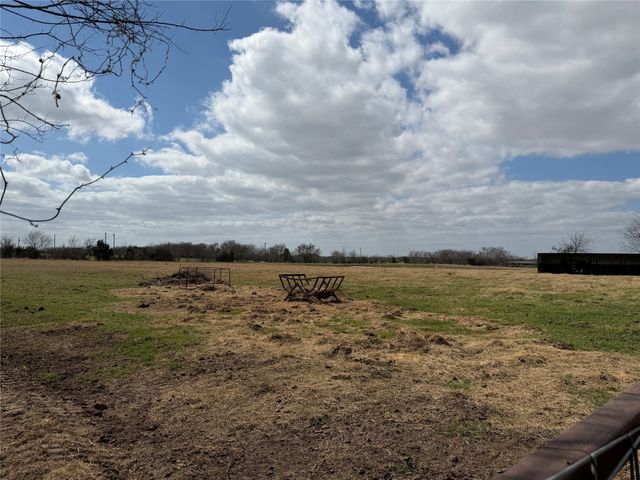5793 County Road 4062, Scurry, TX 75158