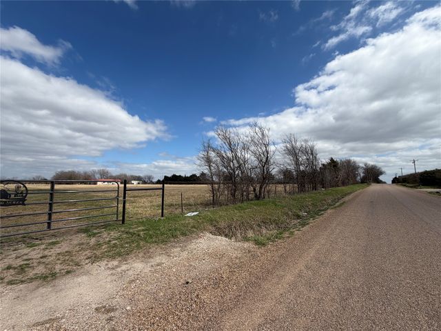 5793 County Road 4062, Scurry, TX 75158