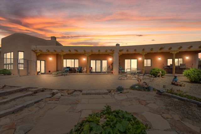 1420 Gros Ventre Drive NE, Rio Rancho, NM 87144